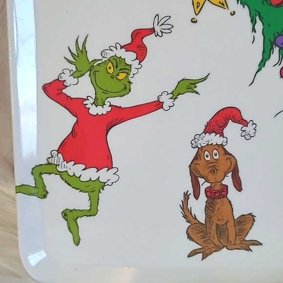 2018 The Grinch Who Stole Christmas Bistro Plastic Serving Platter Collectible - Picture 8 of 14